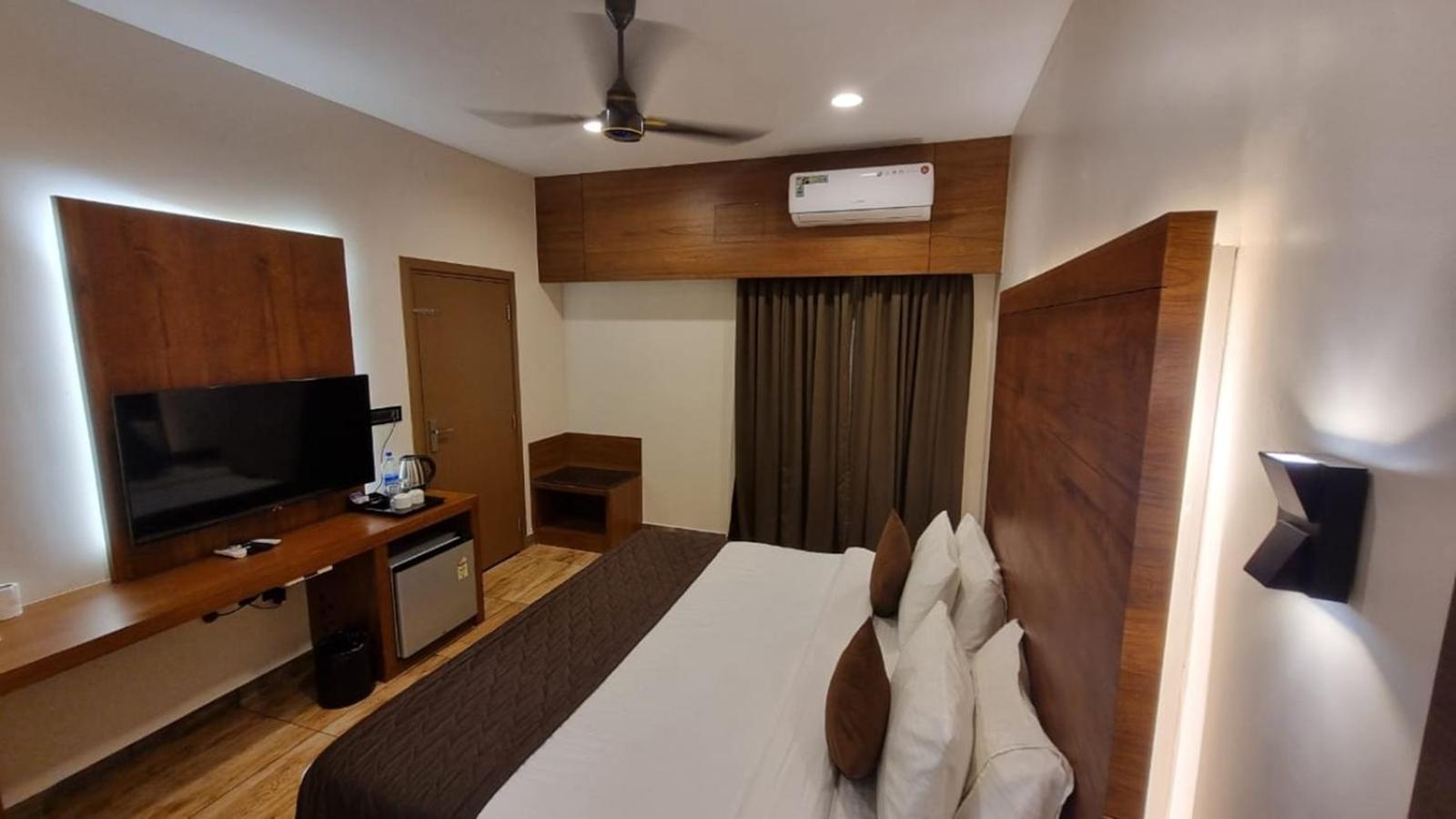 Palette Hill View Resorts Vagamon Bagian luar foto